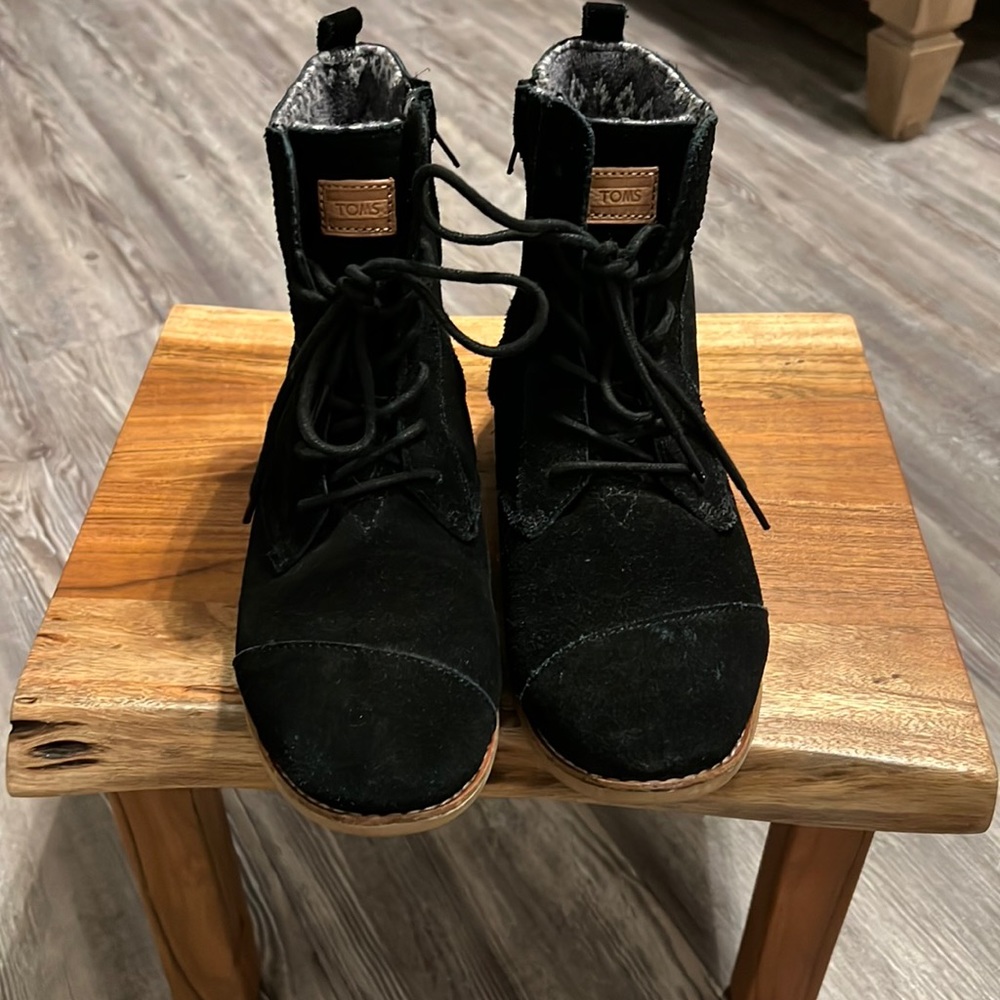 Toms Alpa Boot Black Suede Combat Lace Up 9